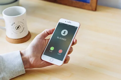 Android call settings menu showing option to block 03316306277