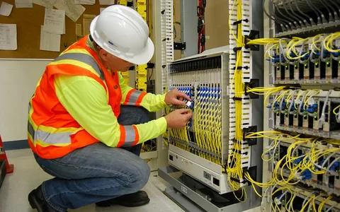 Jacksonville teams laying new fiber optic lines to strengthen internet infrastructure