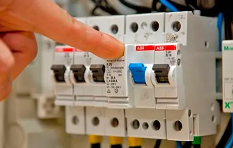 laddbox installeras av närkes elektriska