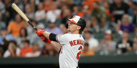 Gunnar Henderson hits for the Baltimore Orioles during game vs Giants