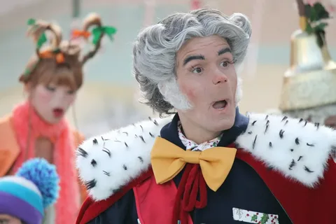 Mayor of Whoville addressing the crowd