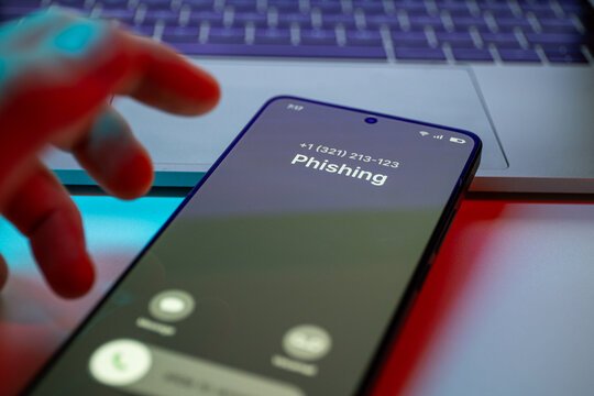Smartphone showing incoming call from 2031376317