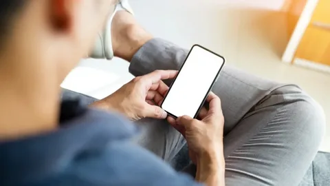 Phone screen showing 1913640223 incoming call