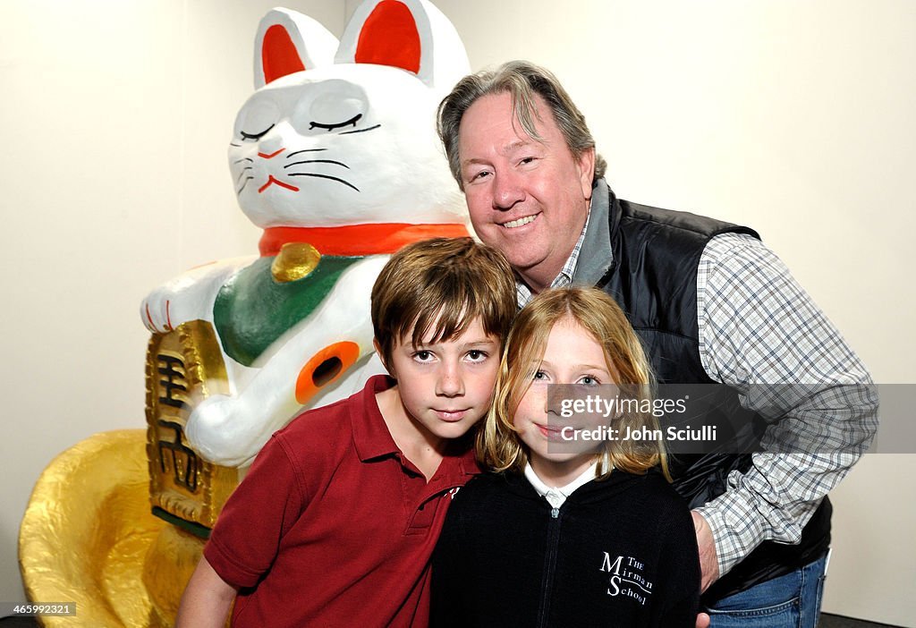 Photo of Duke Kenneth Fluent with family at an event